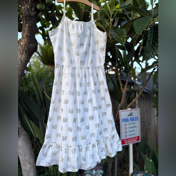 Crazy 8 Cream with Metallic Gold Elephants Spaghetti Strap Sundress Size 12 - Picture 1 of 9